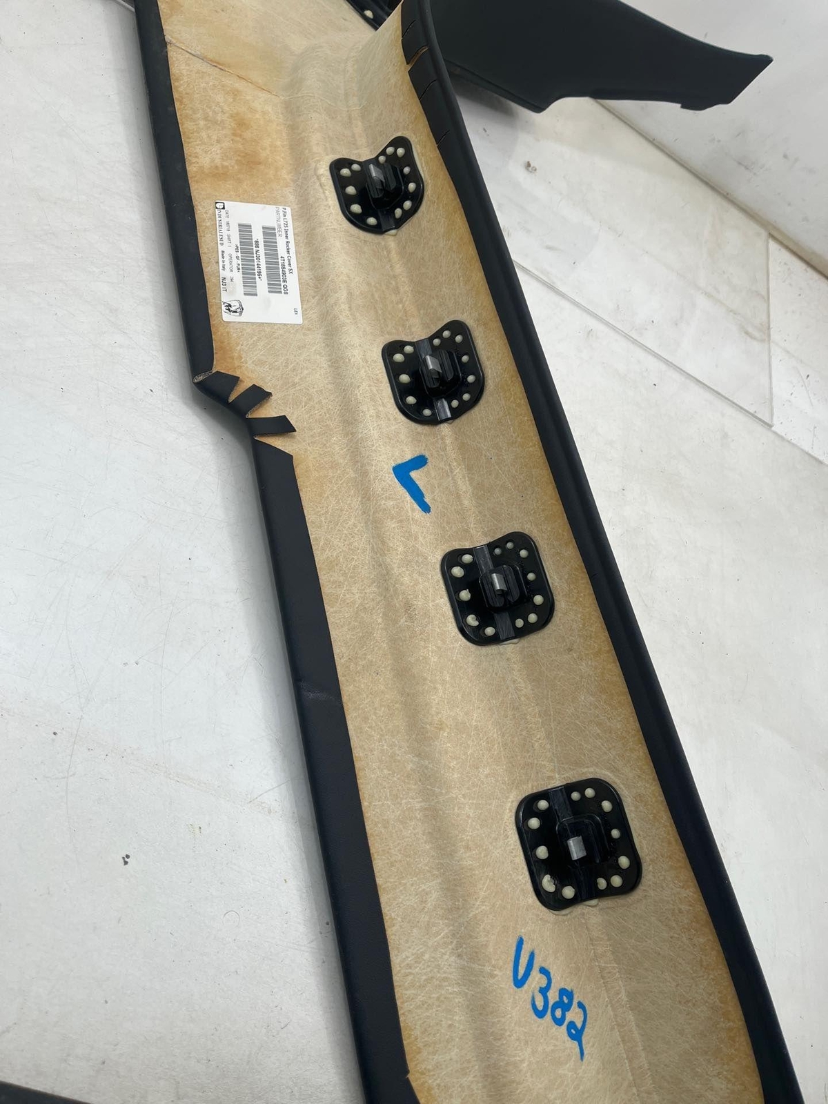 LH Drivers Side SILL TRIM PANEL 4T1854903E LAMBORGHINI HURACAN 19