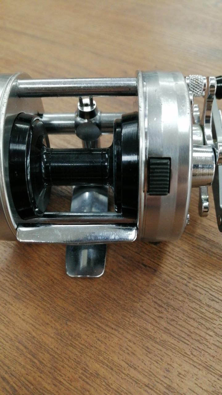 Abu Garcia Ambassadeur 2500C Bait Reel - Image 5