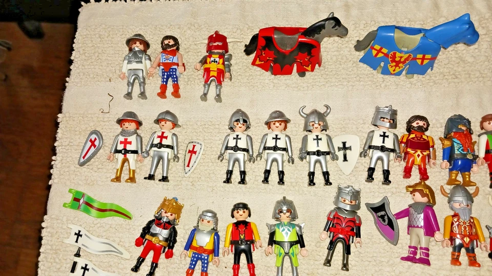 Playmobil Ritter Kreuz Ritter und andere Pferde und 2 Römer - Bild 2 von 4