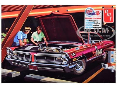 SKILL 2 MODEL KIT 1965 PONTIAC GRAND PRIX SHOW 'N' GO 1/25 SCALE BY AMT AMT1578