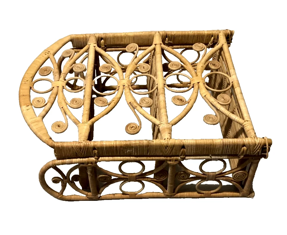 Vintage Wicker 3 Tier Etagere Shelf Wall Hung or Table Top - Folding Shelf - Image 3 of 4