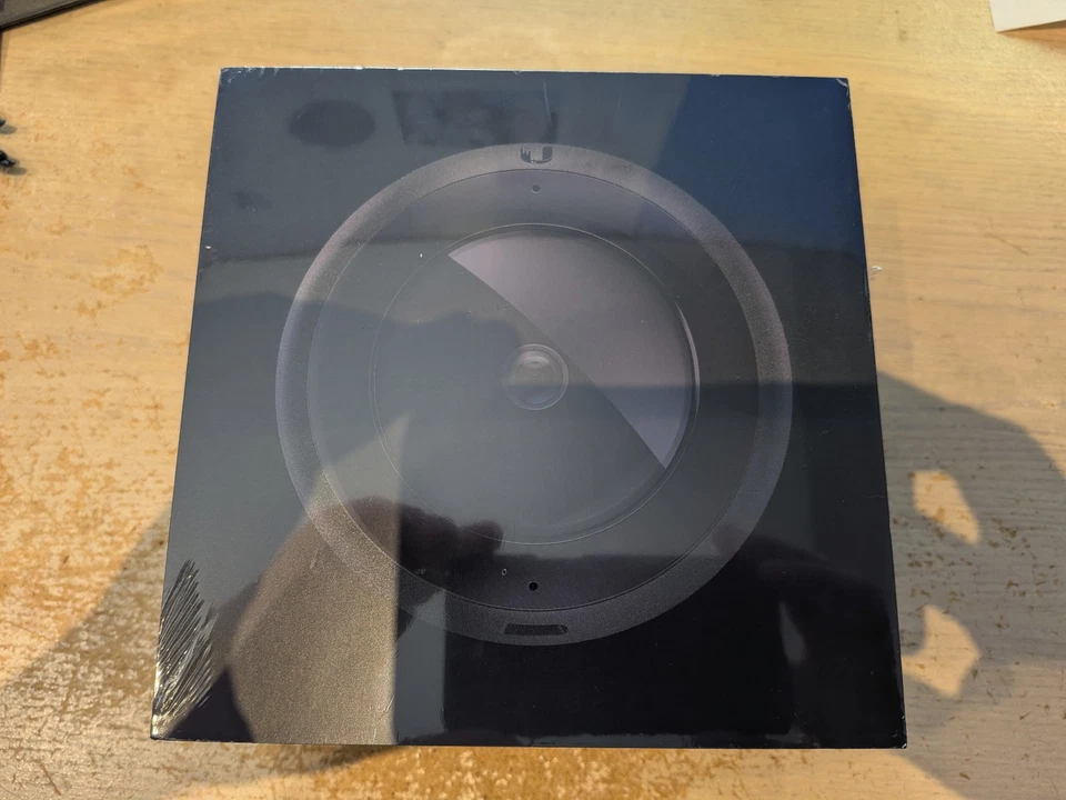 Unifi UVC-AI-360 Surveillance Camera (BLACK ) BNIB Sealed - Ships From Canada! - Image 2 of 4