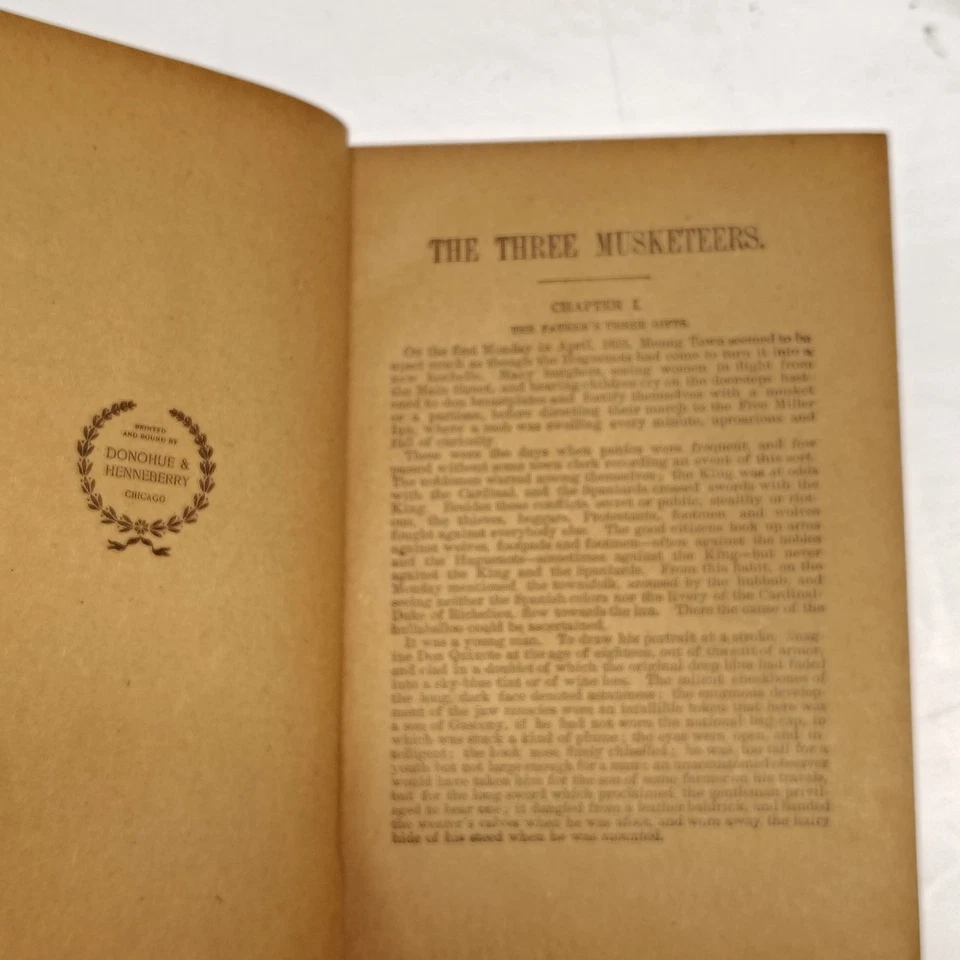 The Three Guardsmen by Alexandre Dumas Undated c. 1900s HC Dohohue Henneberry Foto 3 de 4