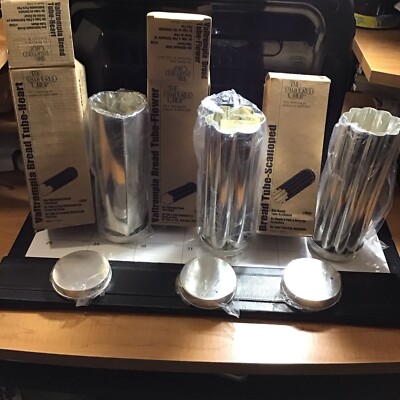 Pampered Chef Bread Tubes Flower, Heart,& Scalloped Lot of 3 NEW
