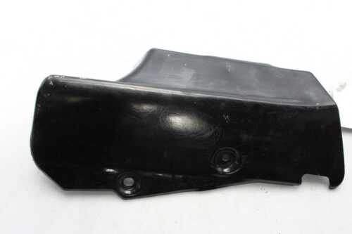Side panel front left lower Honda VFR 750 F RC36 89-93 - Picture 1 of 4