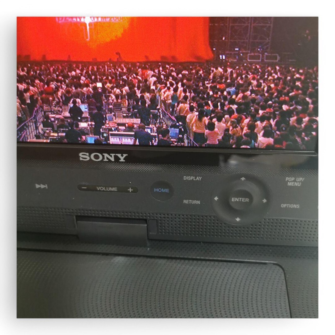 SONY BDP-SX910 Portable Blu-ray DVD Player with box and SONY BDP-SX910 Portable Blu-ray DVD Player with box and