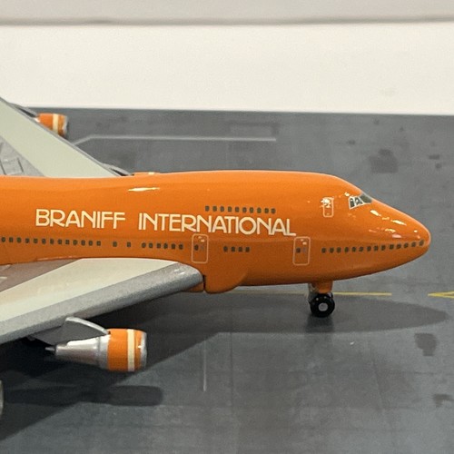 1:500 Herpa Gold Club Braniff International Airlines Boeing 747 SP Rare Set Toy - Picture 5 of 15