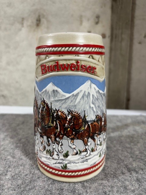 1985 BUDWEISER BEER STEIN