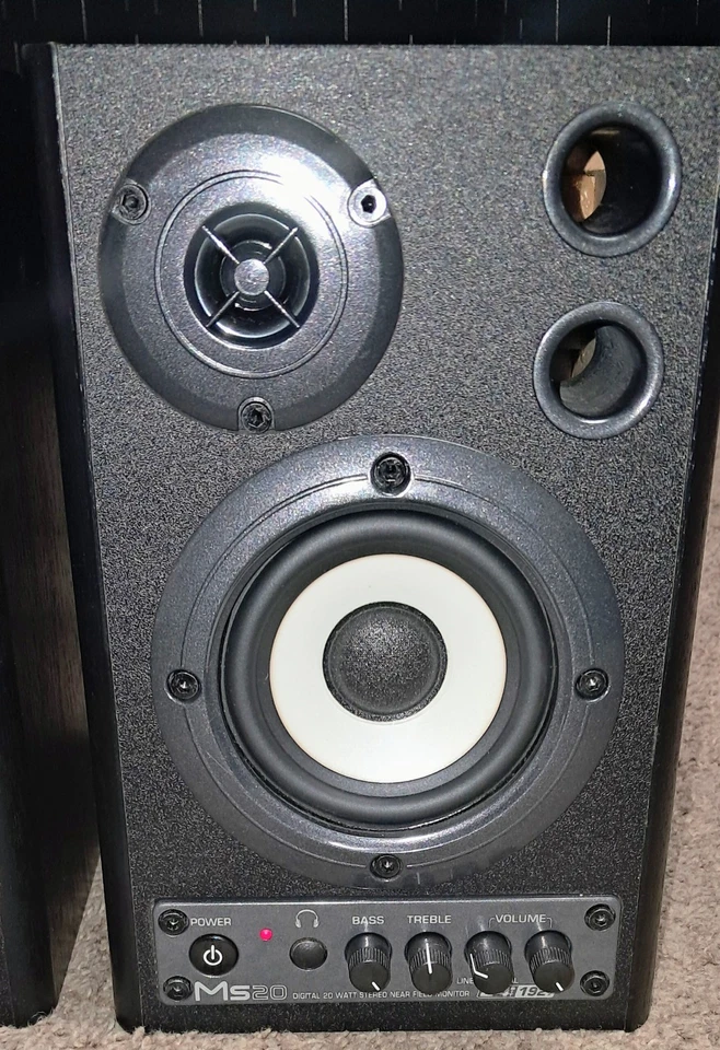 Behringer MS20 Near Field Monitor Speakers With Digital Input - Image 3 of 4