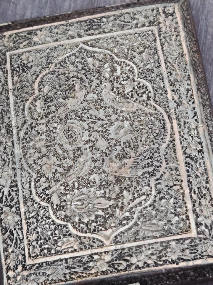 Caja de cigarrillos antigua genuina de plata maciza de Oriente Medio Foto 3 de 4