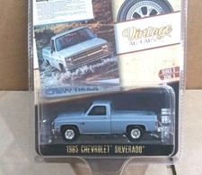 Greenlight 1:64 Vintage Ad Cars SR 3 1985 GMC Sierra 2500 square 39050