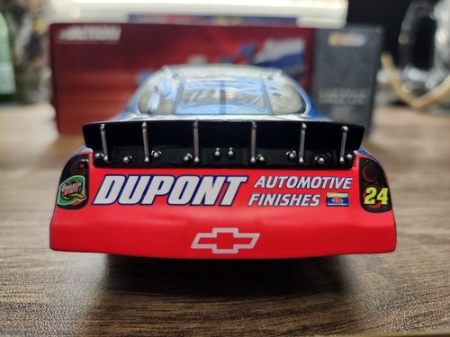 Jeff Gordon Action 2003 Monte Carlo #24 DuPont 1:24 Diecast Car - Picture 8 of 14
