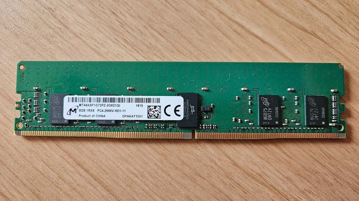 Память Micron DDR4 SDRAM Network Server объемом 8 ГБ на модуль