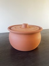 Traditional Clay Cooking Pot With Lid Biryani Chickens Curry Casserole Dish. 9”