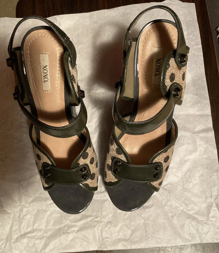 CUÑAS XOXO MUJER VERDE, TALLA 8 MEW SIN CAJA Foto 3 de 4