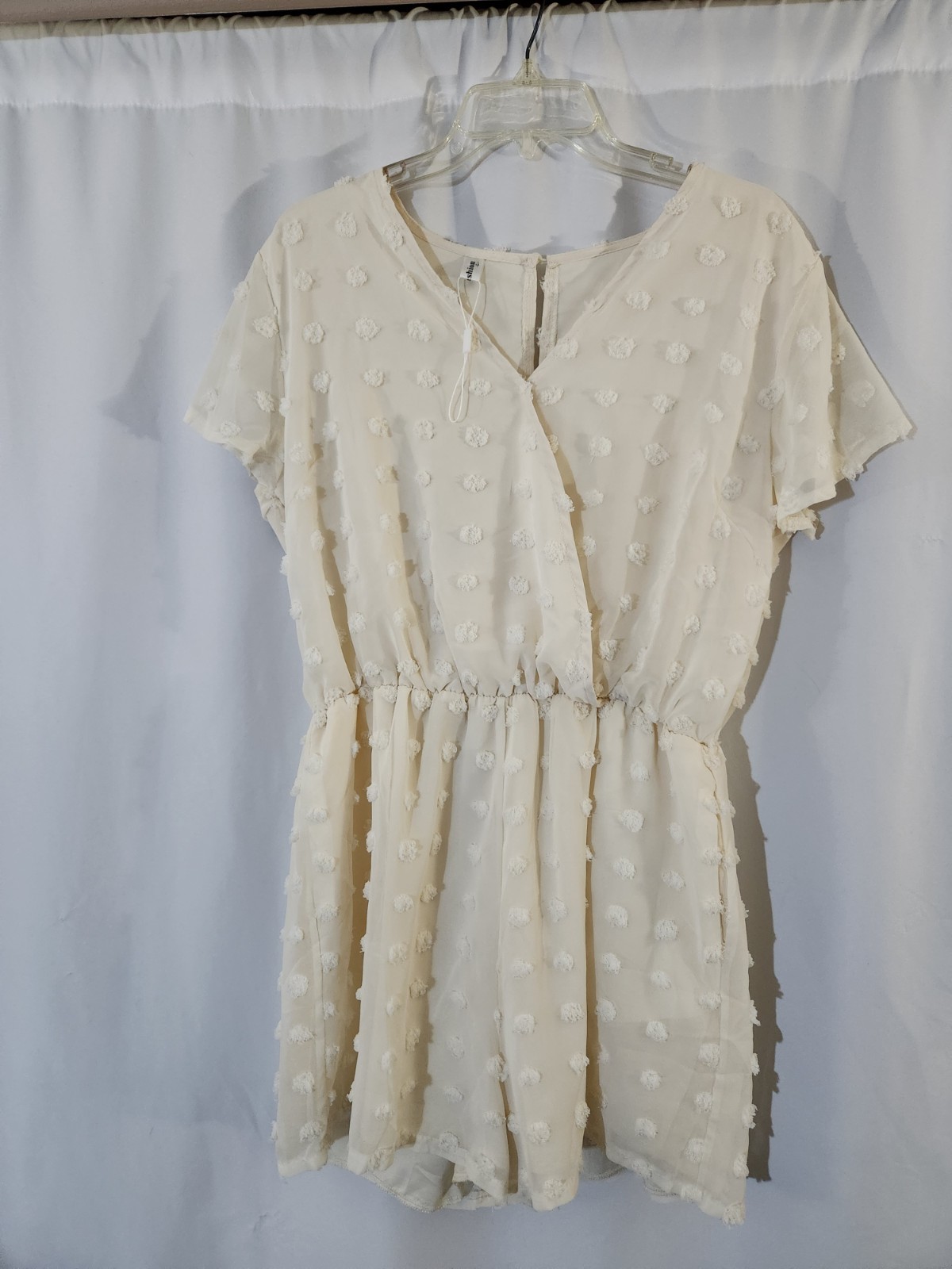 Mameluco Anga Fashion Chic Crema con Diseño Texturizado