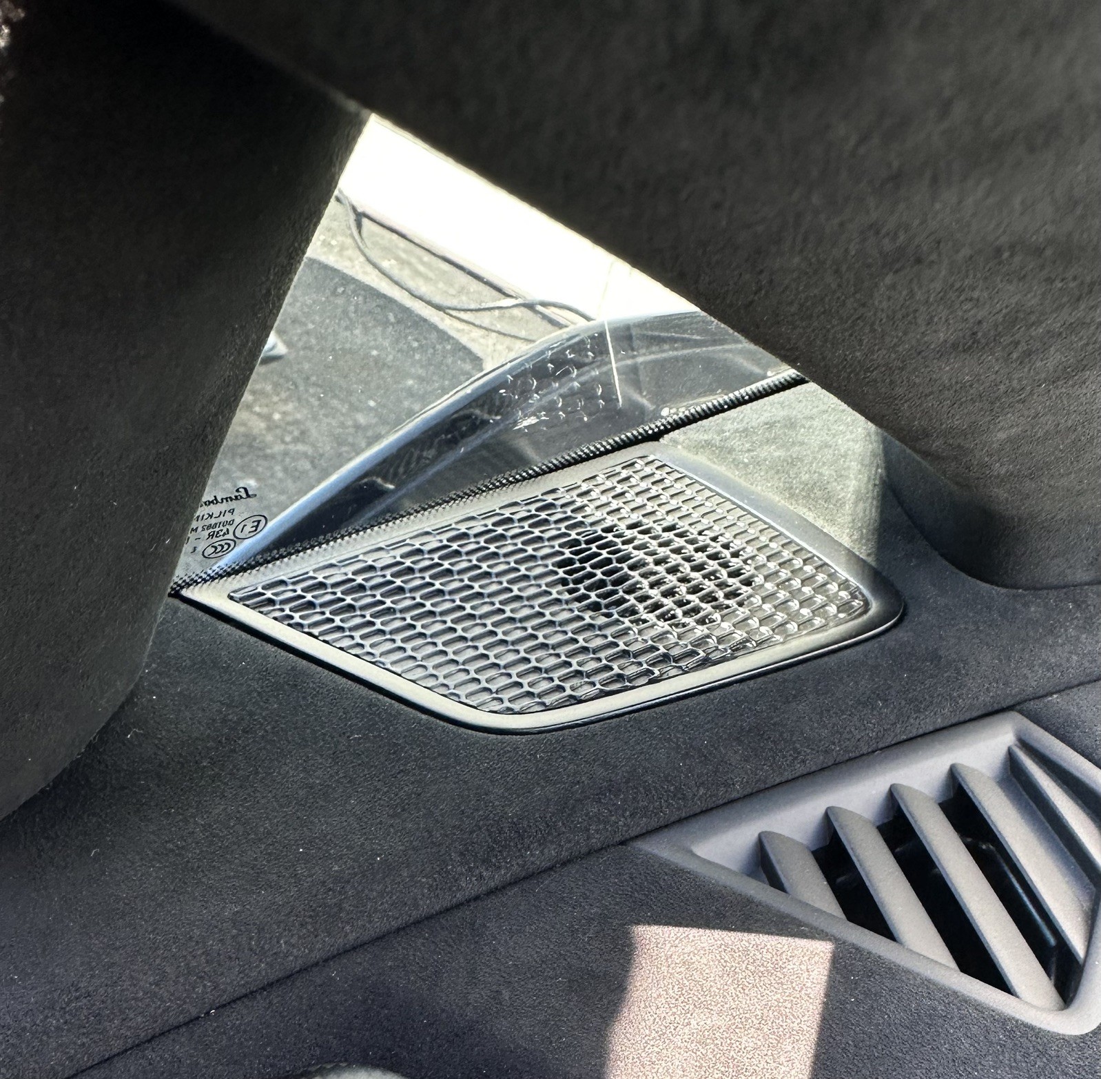 Lamborghini Huracan Upgraded Dashboard Tweeter Cover 