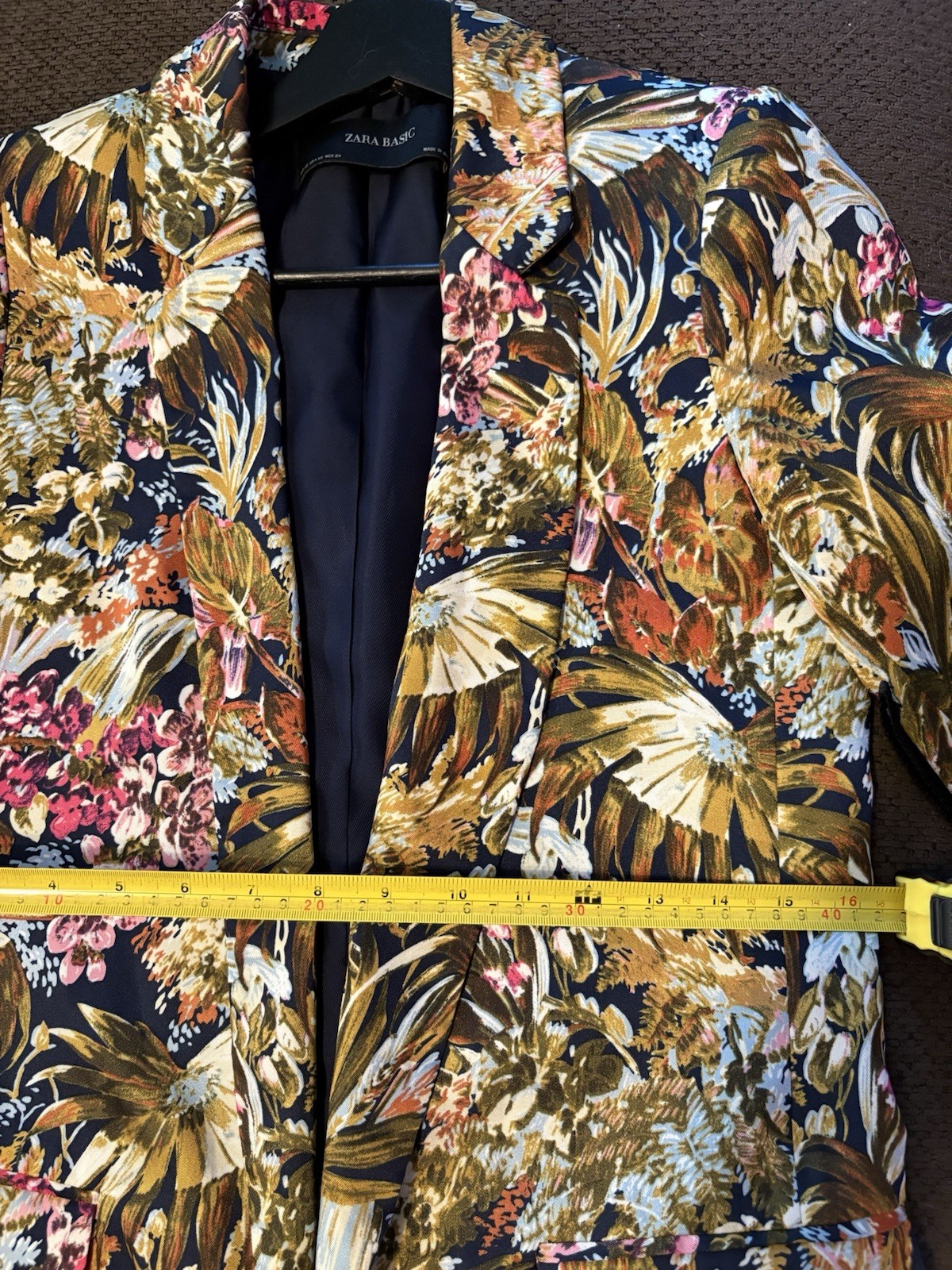 Zara Basic Women’s Satin Effect Blazer In Tropica… - image 11