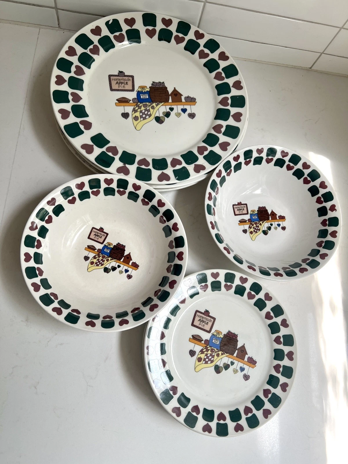 Vintage GEI Primitive Country Dishes Apple Pie 4 Bowls 8 Plates Farmhouse Set