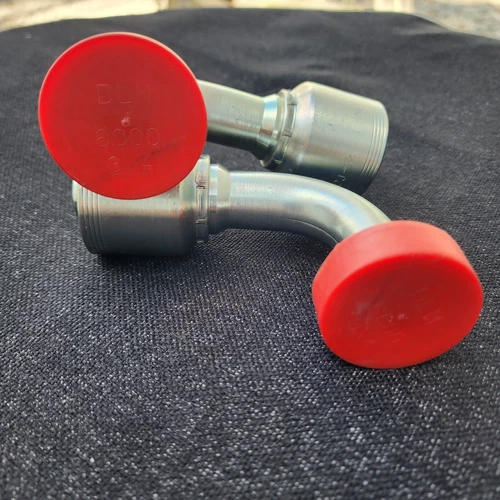 16N71-12-12 ¾" to ¾" 90° SAE Code 62 6000 PSI Flange, J Series QTY. 1