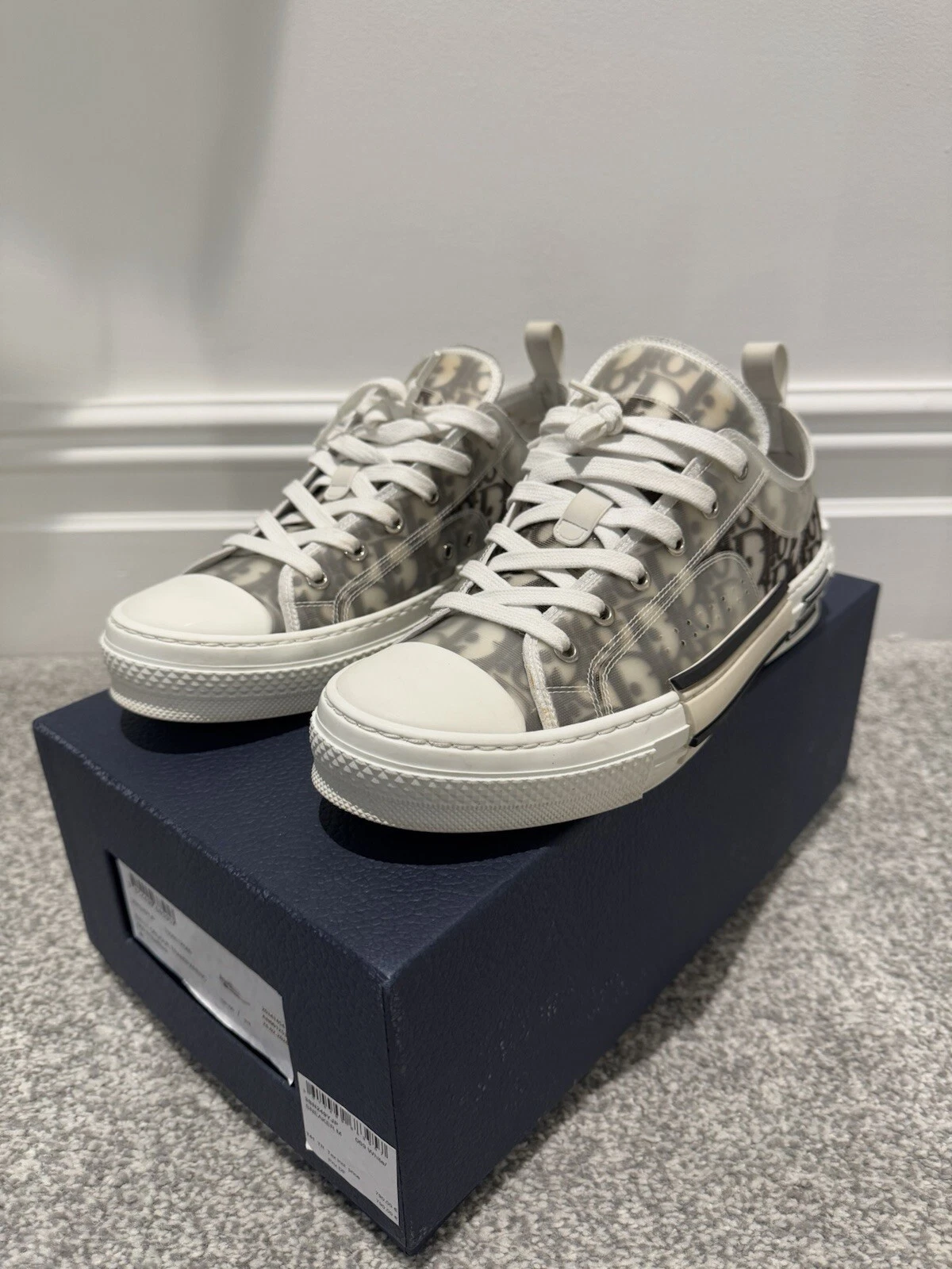 Baskets basses Dior B23 blanc noir toile oblique pointure 41 ou UK 7