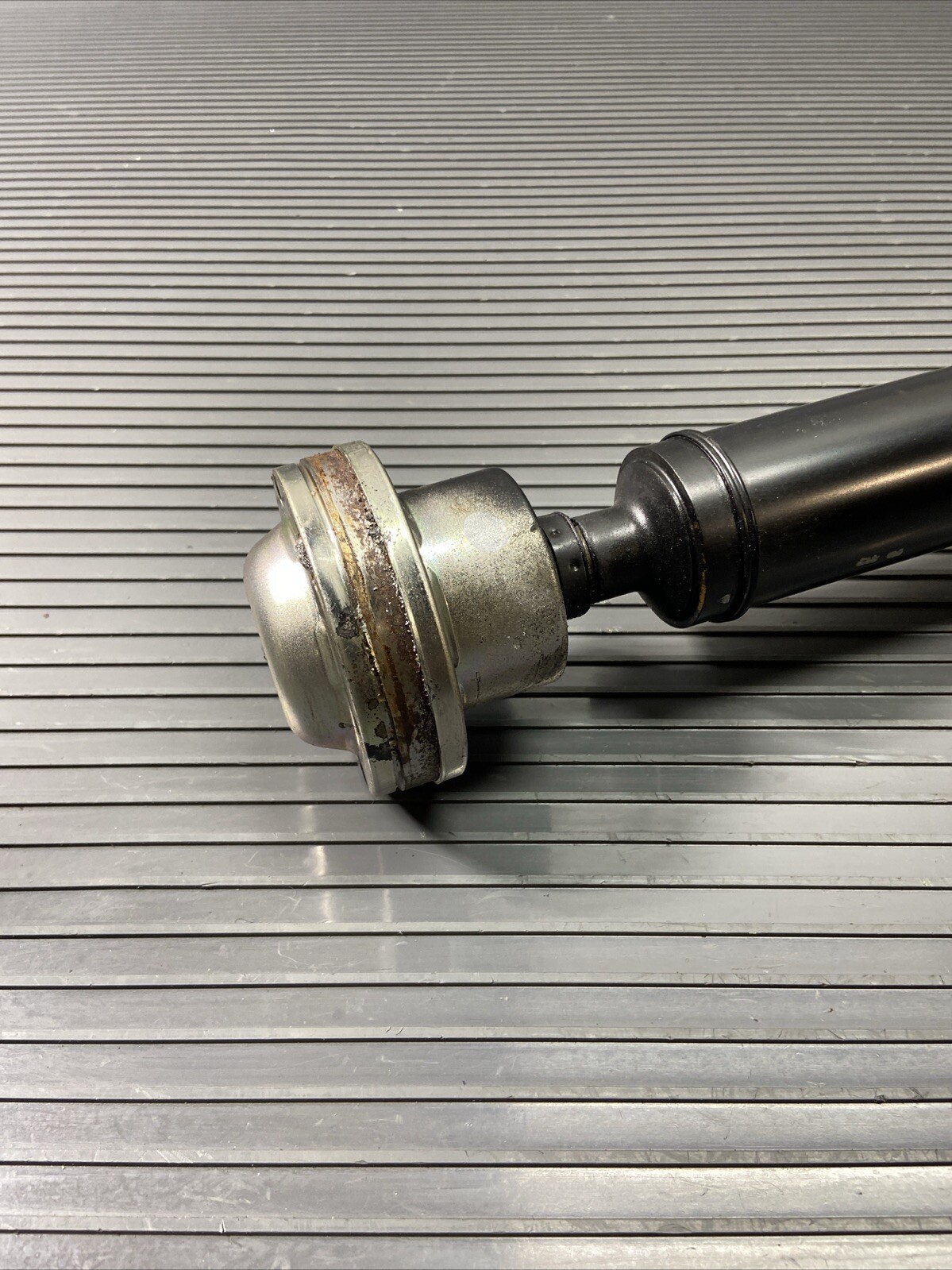 2008-2015 Audi R8 42 Rear Driveshaft Propeller Axle Assembly 70k Miles OEM