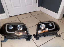 For 2005-2011 Toyota Tacoma Black Smoke LED Tube Halo Projector Headlights Set