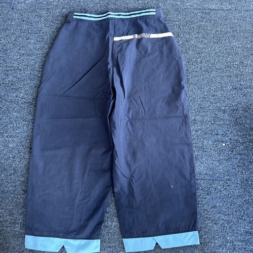 Girls Navy Crop Trousers Size M /10-12 Years (youth) Nike No Reserve - Picture 2 of 2