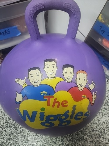 Vintage 2004 The Wiggles Hopper Ball Bouncy Toy Purple