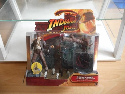 Hasbro 2008 Indiana Jones + Temple Pitfall Raider of the Lost Ark sous blister - Photo 1/2