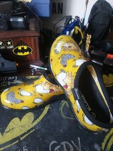 Sloggers Women's Size 8 Chicken Shoes