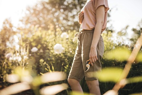 Fiskars Bypass-Gartenschere, Plus SmartFit, P541, Für frische Äste und Zweige - Bild 7 von 12