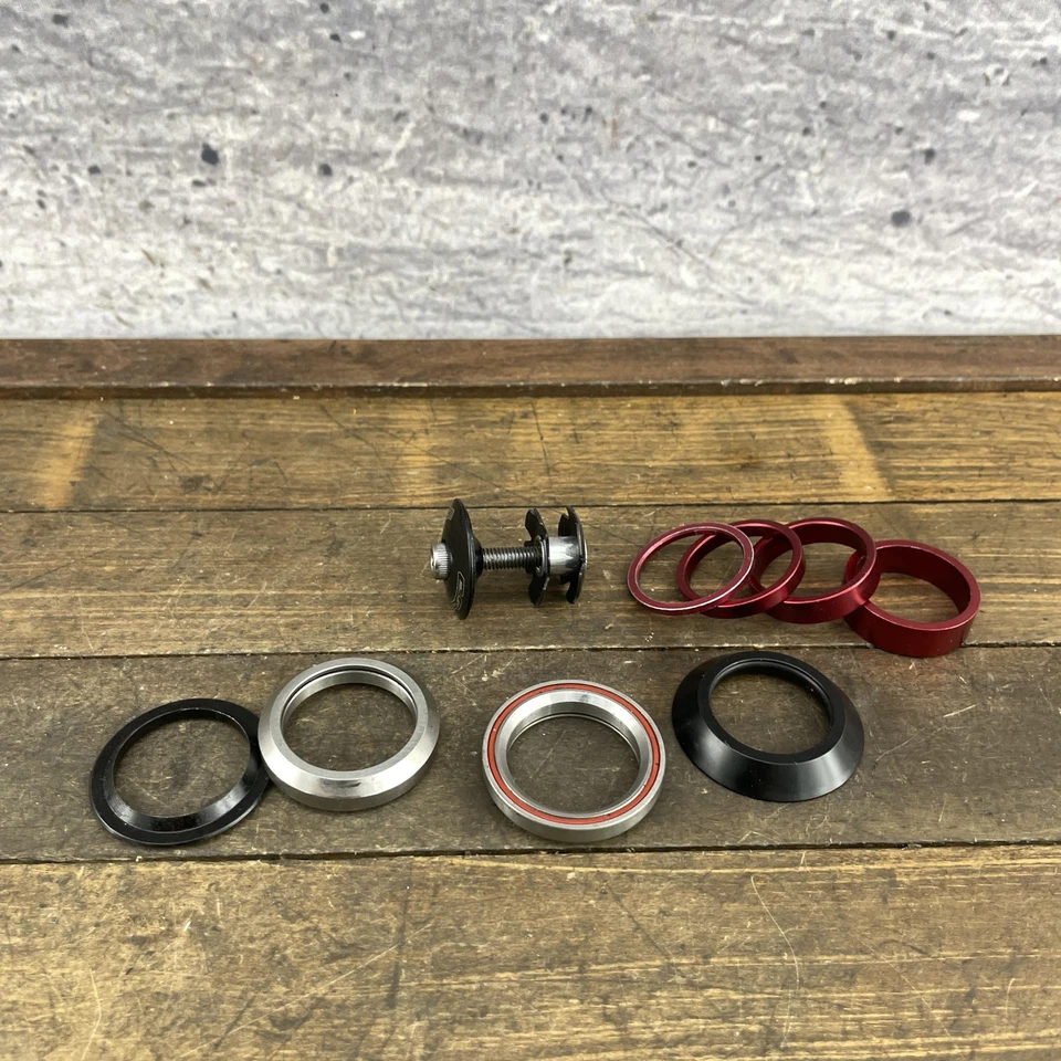 Integrated Headset 1-1/8 Threadless FSA Cap IS42 45x45 41.8x30.2 Red Spacer BMX - Image 2 of 4