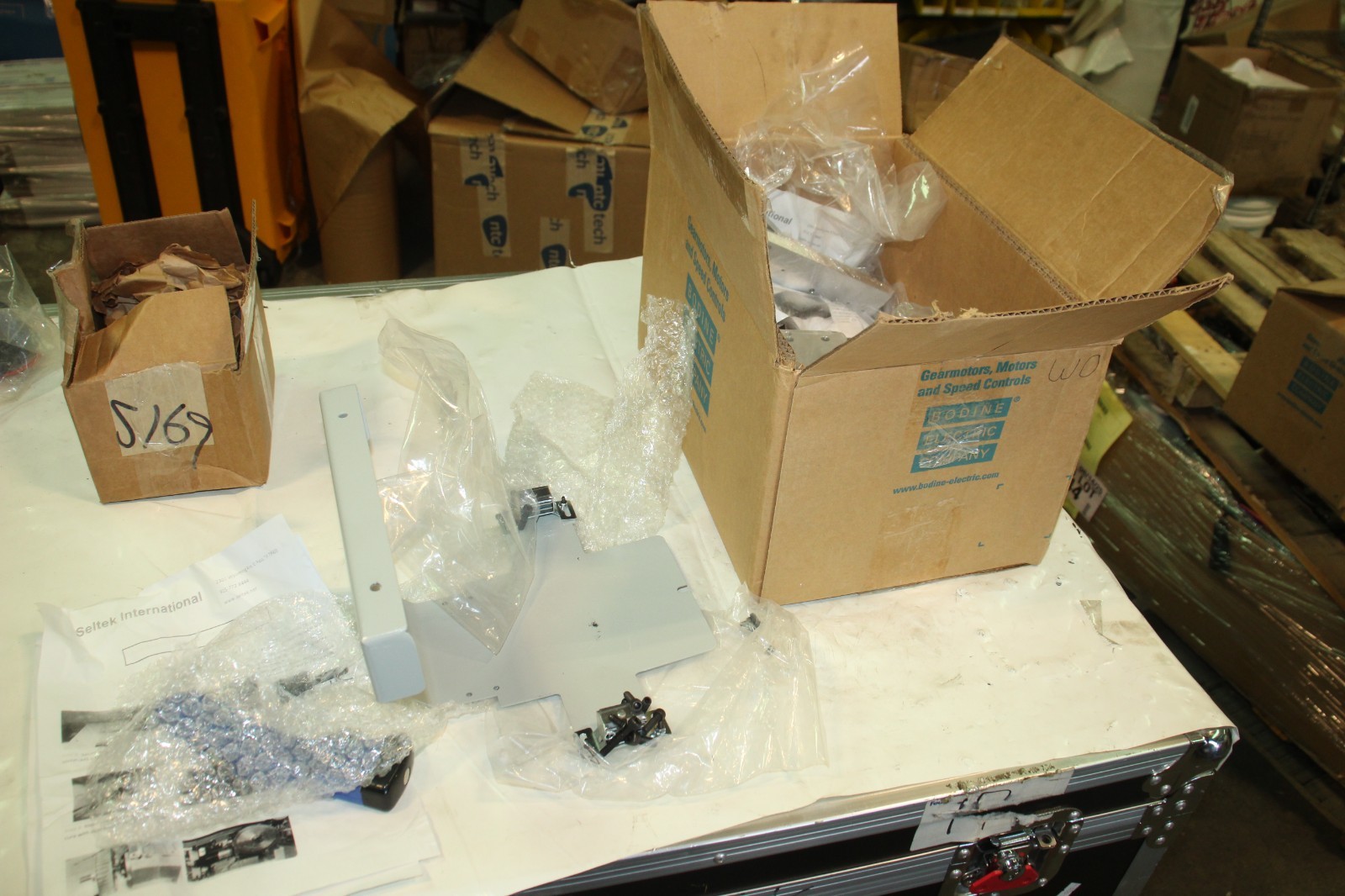 Seltek International Bodine Electric Gearmotor 24A4BEPM-3RD