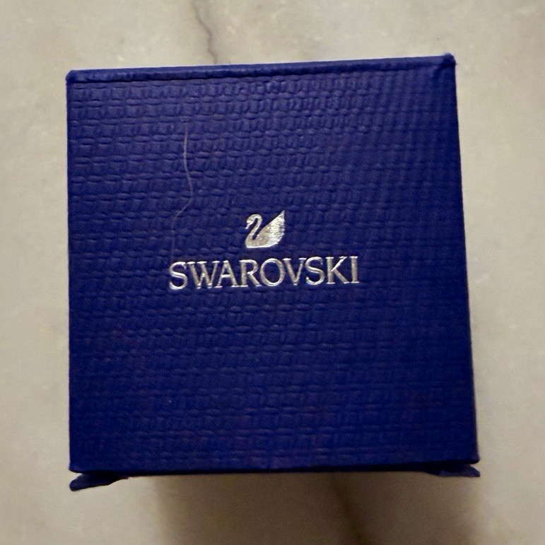Small empty Swarovski Square Jewelry Gift Box Velvet Lined Logo 2x2x2in for ring