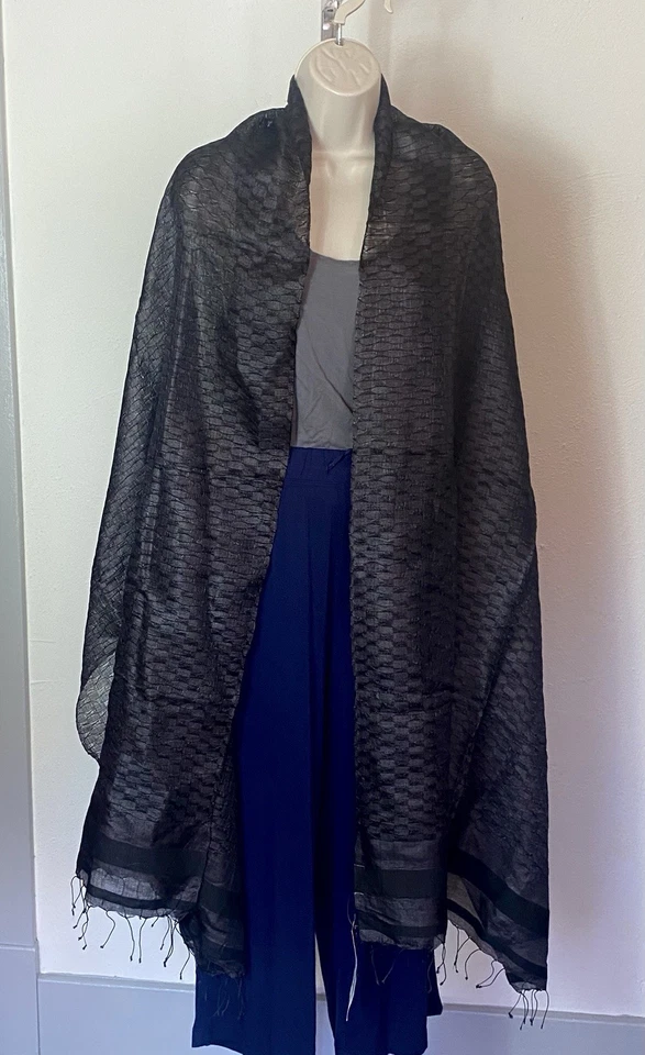 Fabindia Scarf Stole Khadi Tassel Black 100% Tussar Silk Bollywood NWT - Image 2 of 4