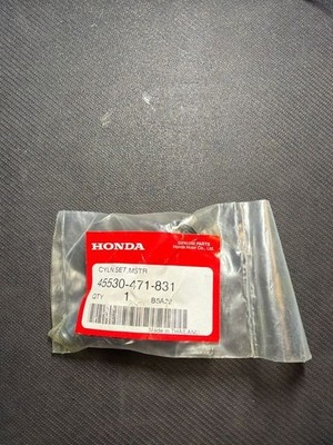 FRONT Brake Master Cylinder Repair Set Honda (See Fitment Chart) #45530-471-831