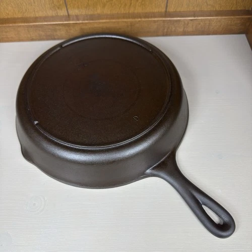 Vintage Lodge Cast Iron Skillet 8SK Size 8 Heat Ring Restored Seasoned