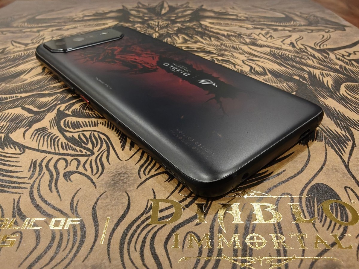 Asus ROG Phone 6 DIABLO IMMORTAL EDITION 5G Red 512GB 16GB RAM
