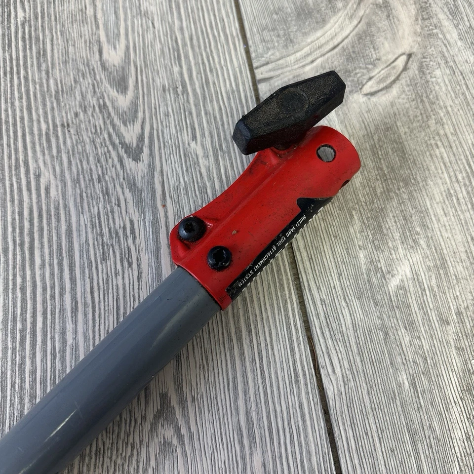 Recortadora de cuerda de gas Craftsman WS2200 carcasa superior y eje de transmisión con acoplador Foto 2 de 4