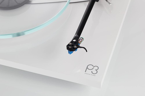 Rega Planar 3 giradischi bianco con testina Elys 2 - Foto 4 di 8