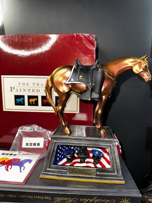 HONOR Trail Of Painted Ponies Collection 2005 Fallen Heroes   Memorial Pony