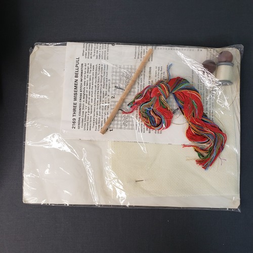 Vtg 80s Sealed Christmas Counted Cross Stitch Kit 3 Wise Men Bell Pull 2169 - Picture 3 of 5