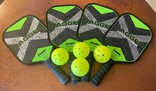 Lot of 4 Franklin Sports Graphite Pickleball Paddles Dagger Honeycomb W/balls
