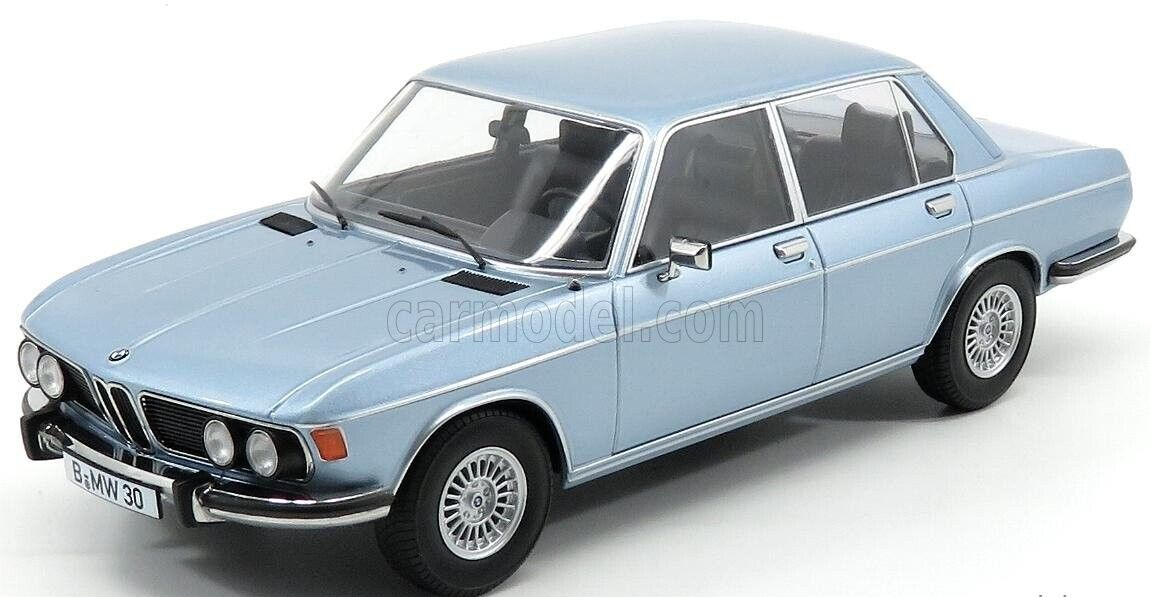 KK SCALE MODELS 1971 BMW 3.0 S E3 2 Serie Light Blue metallic LE