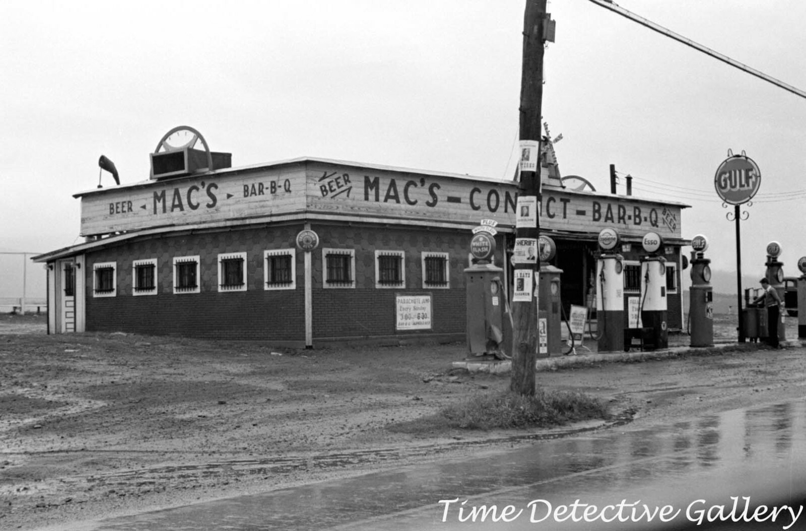 Mac's Convict BBQ / Gulf Gas Station, Uniontown, PA 1935 Vintage