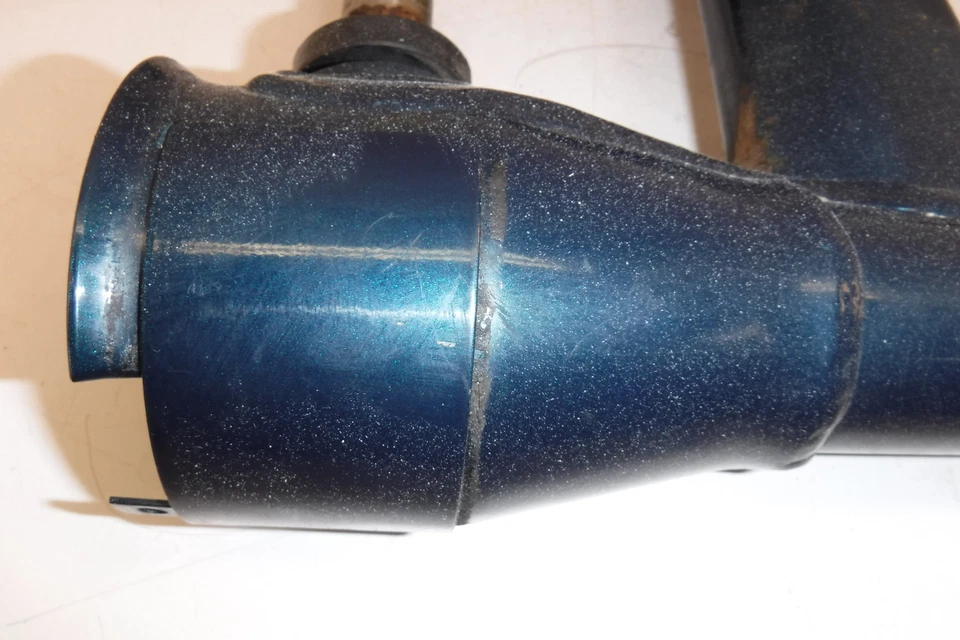 Suzuki Intruder 800 1998 basculante trasero verde brazo de suspensión Foto 3 de 4