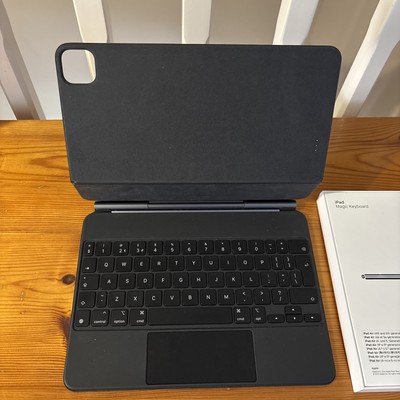 Apple Magic Keyboard für iPad Pro 11 Zoll 1.-4. Gen. und iPad Air 4.-5. Gen