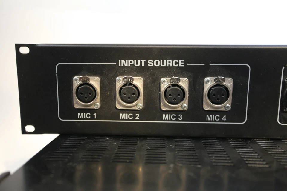 TOA M-900MK2 Mixer Amplifier 8 channels Modules Rack Mount 120W Tested Working - Image 4 of 4