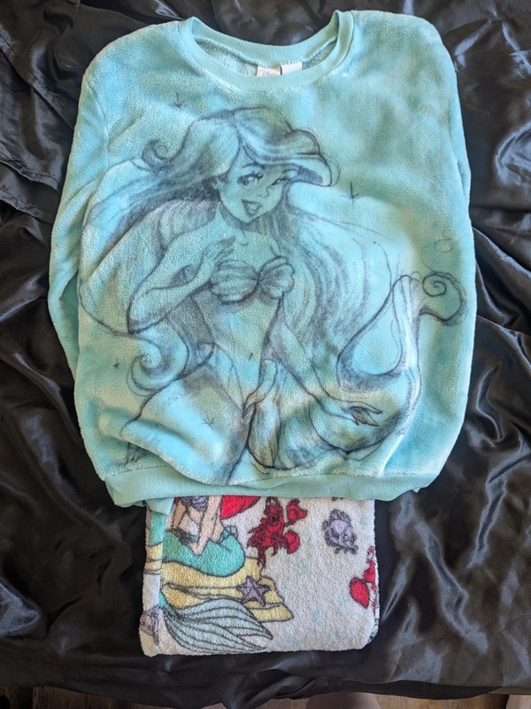 Little Mermaid PJ Set with Hand Airbrushed Top Size Medium 7/8